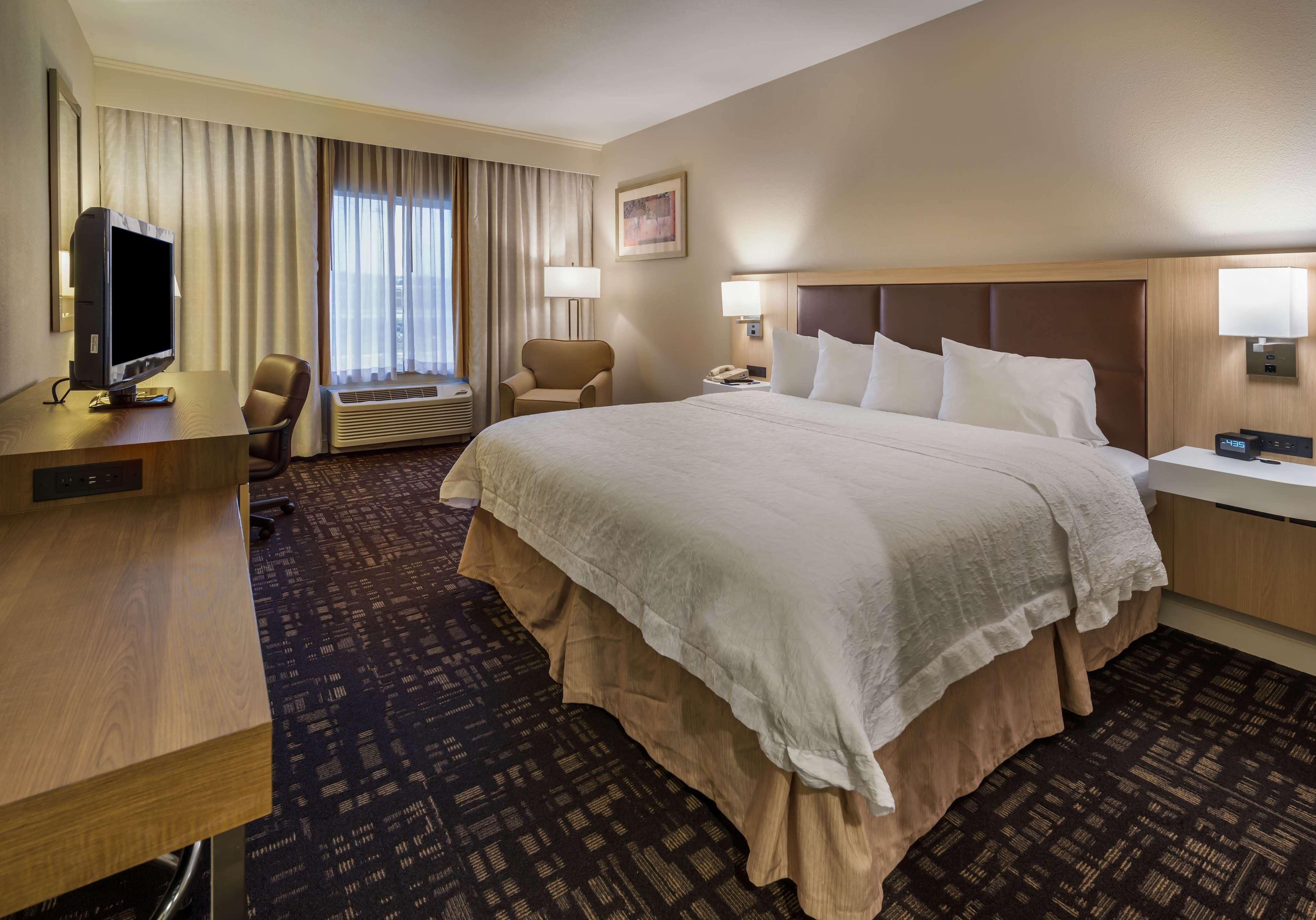 Hampton & 3* Reno